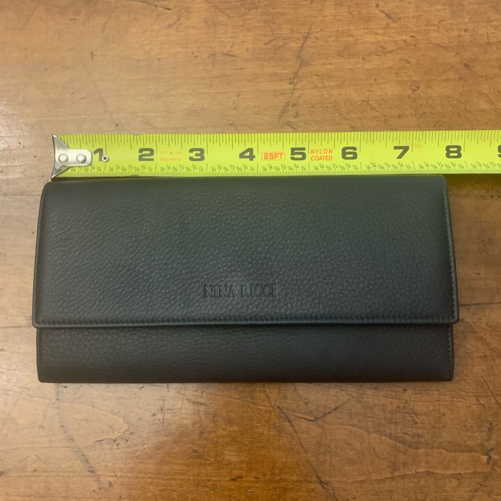 Nina Ricci black leather wallet - Picture 4 of 7